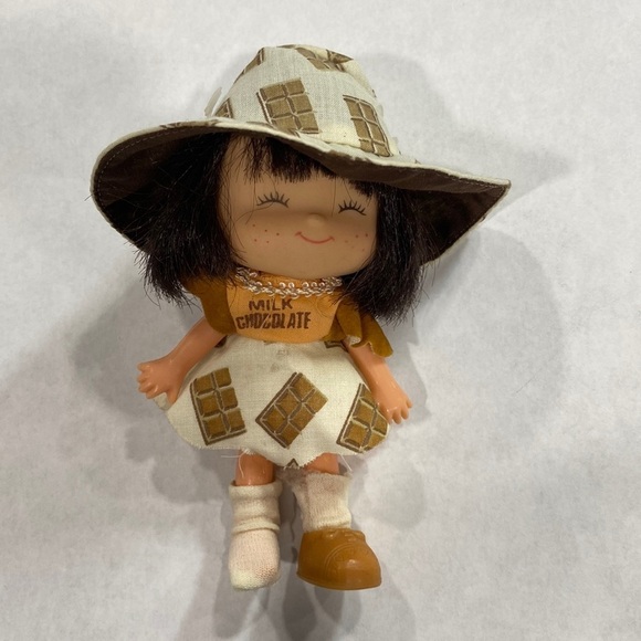 Vintage 1981 Blue Box MILK CHOCOLATE Doll - Picture 1 of 6